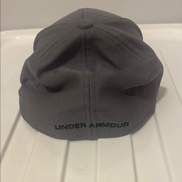 Under Armour Dark Gray Cap - Picture 3 of 5